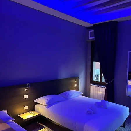 Ca' Piasentin 3* ונציה